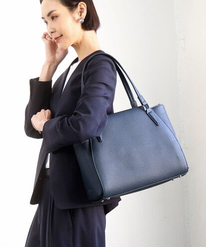 BKBGD02180 MK MICHEL KLEIN BAG [2WAY/A4収納可]合成皮革ポイントデザイントートバッグ