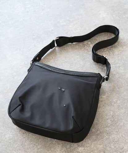 BPRJD23160 MK MICHEL KLEIN BAG [撥水/軽量]ラウンドデザインレザーナイロンショルダー
