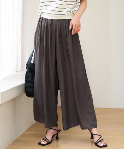 FKLGD53160 MK MICHEL KLEIN [瞬美シリーズ/UVカット/接触冷感/洗える]サテンワイドパンツ