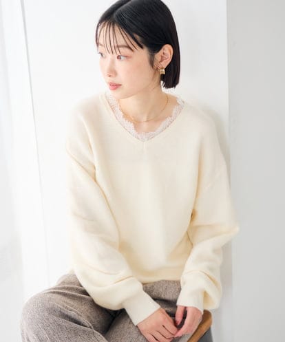 K2FLD22059 a.v.v 【雑誌InRed(宝島社)11月号掲載】レースネック ニット