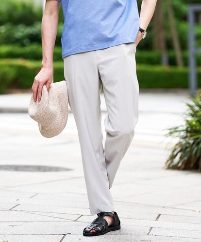 KHLGD77064 a.v.v MEN 【新色追加&再入荷】<接触冷感/遮熱/吸水速乾/UVカット/ストレッチ>リライトセミルーズアンクルパンツ【イージーケア/洗濯機で洗える】