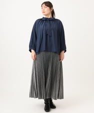 OLBLD13099 eur3(エウルキューブ) 【野呂佳代さん着用/大きいサイズ】フリルリボンブラウス ネイビー（WEB限定カラー）