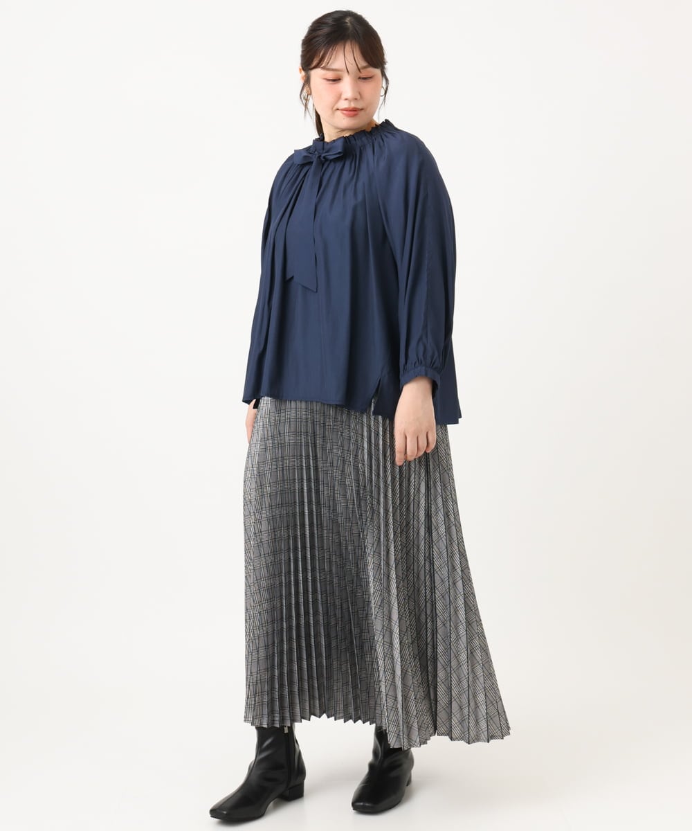 OLBLD13099 eur3(エウルキューブ) 【野呂佳代さん着用/大きいサイズ】フリルリボンブラウス ネイビー（WEB限定カラー）