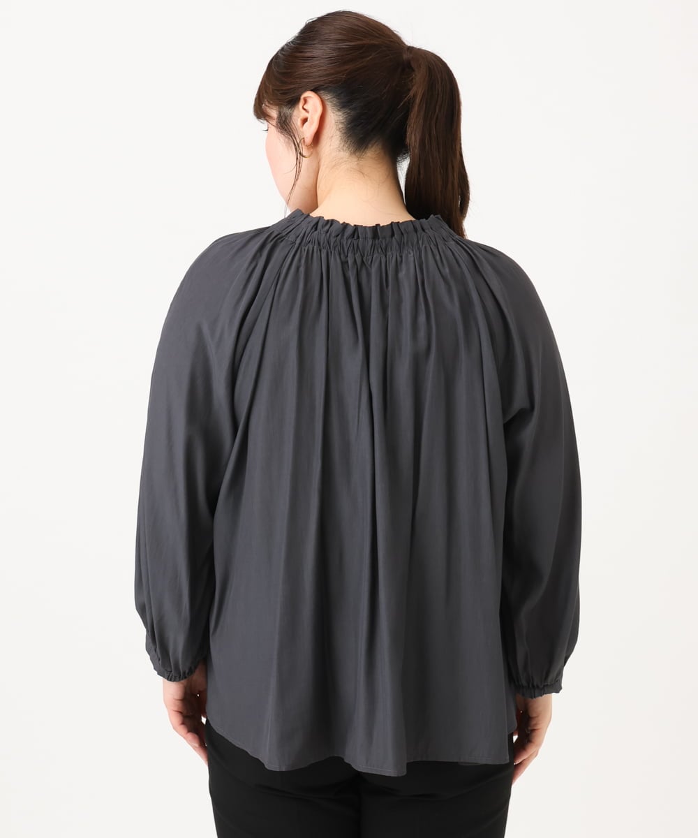 OLBLD13099 eur3(エウルキューブ) 【野呂佳代さん着用/大きいサイズ】フリルリボンブラウス ダークグレー