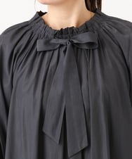 OLBLD13099 eur3(エウルキューブ) 【野呂佳代さん着用/大きいサイズ】フリルリボンブラウス ダークグレー